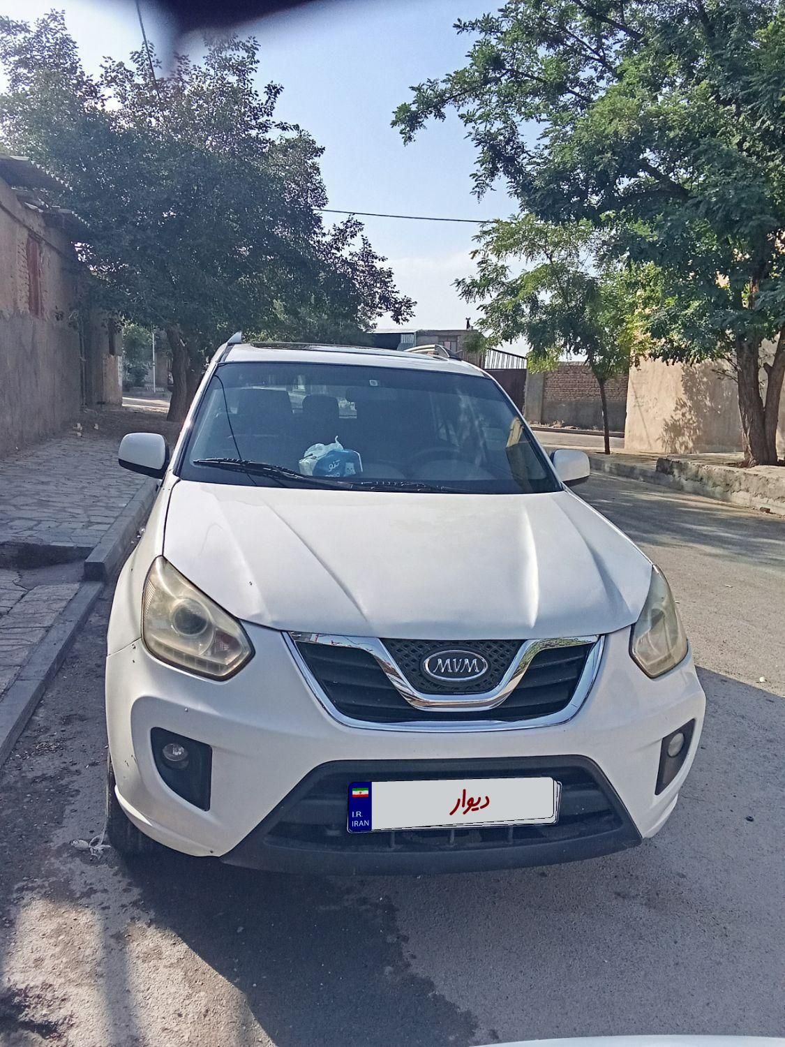 خودرو ام وی ام، X33 آگهی ann_18395661