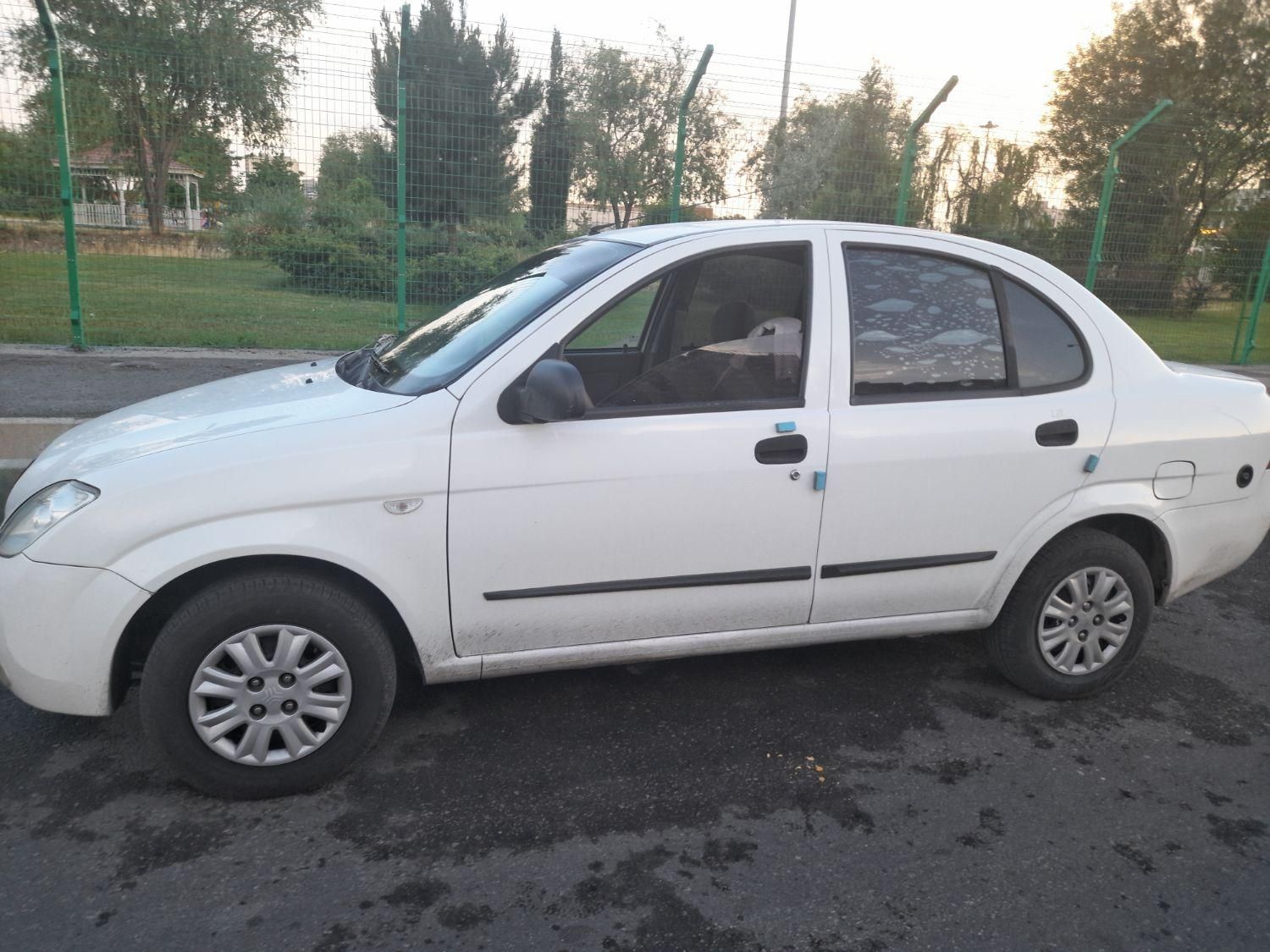 تیبا صندوق دار SX - 1399