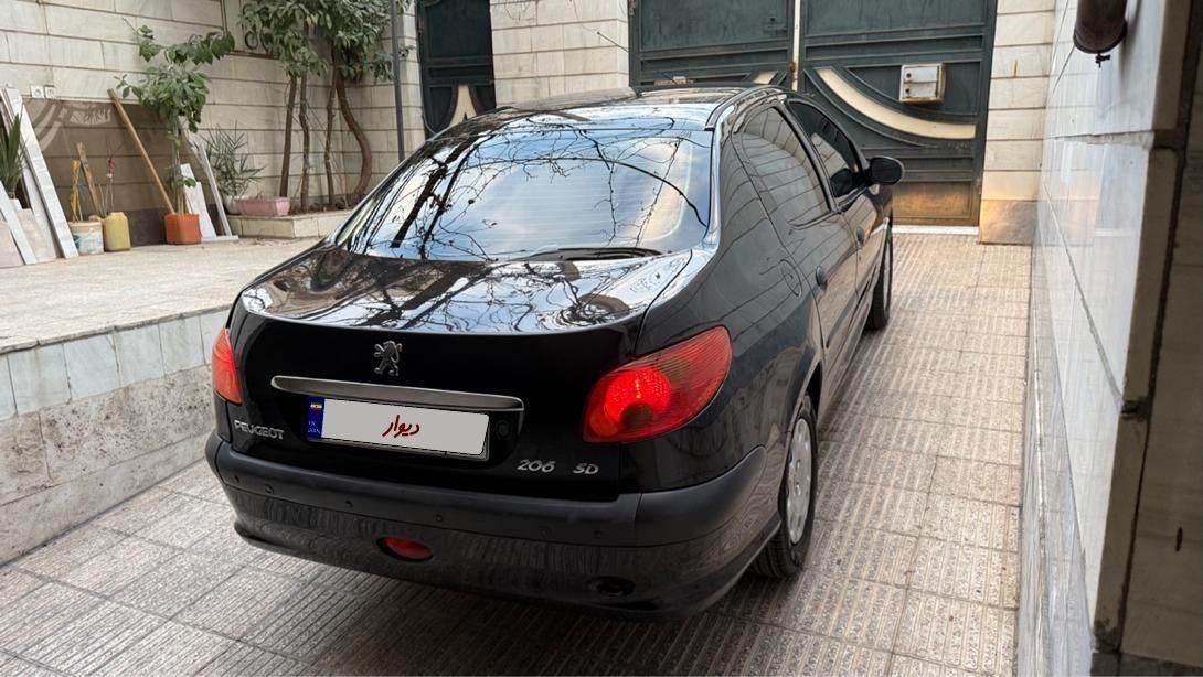 پژو ۲۰۶ صندوق دار v8 - 1393