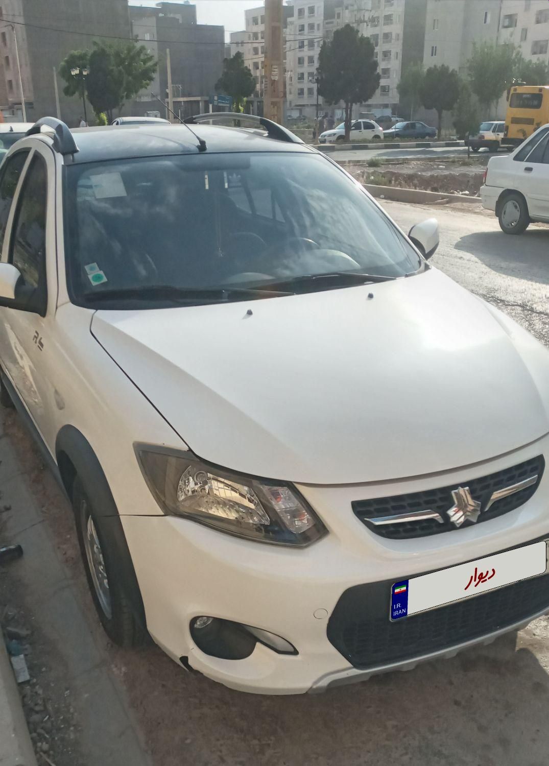 خودرو کوییک، R آگهی ann_18396448