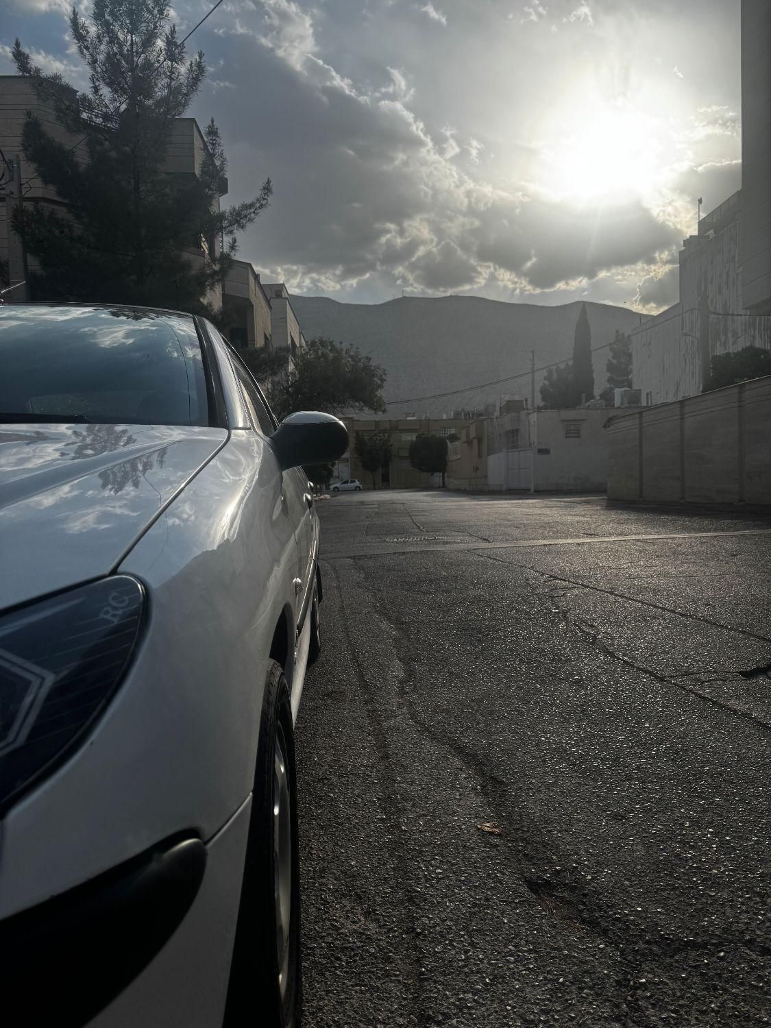 پژو ۲۰۶ صندوق دار v8 - 1393