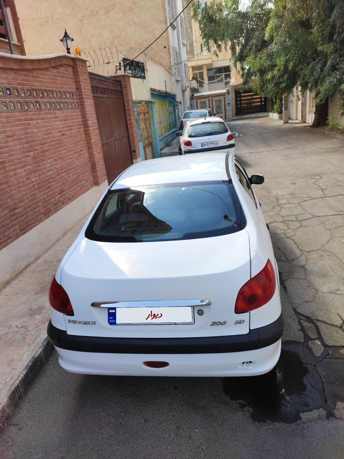 پژو ۲۰۶ صندوق دار v8 - 1391