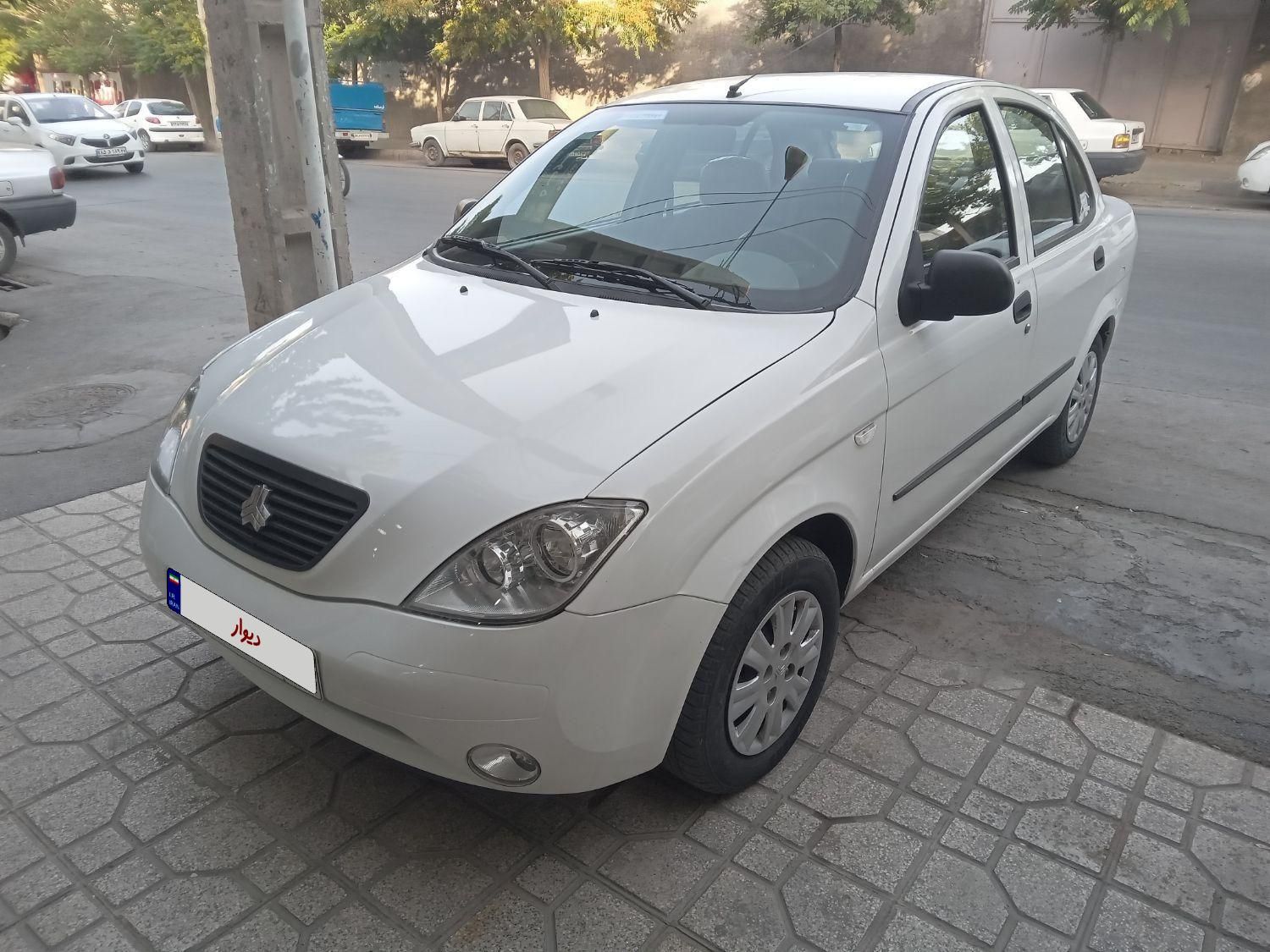 تیبا صندوق دار SX - 1400