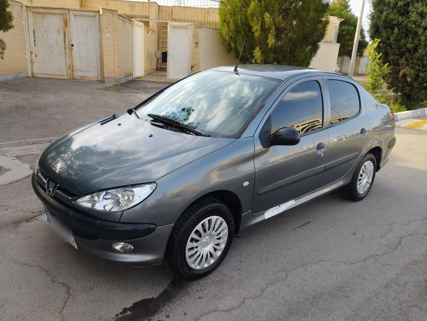 پژو ۲۰۶ صندوق دار v20 - 1388