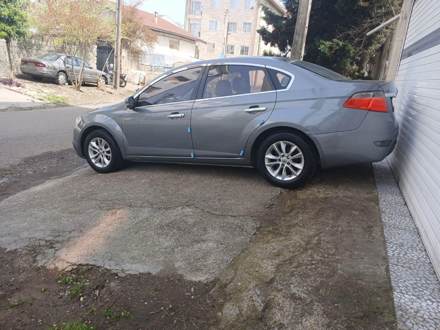برلیانس H330 دنده‌ای 1500 - 2015