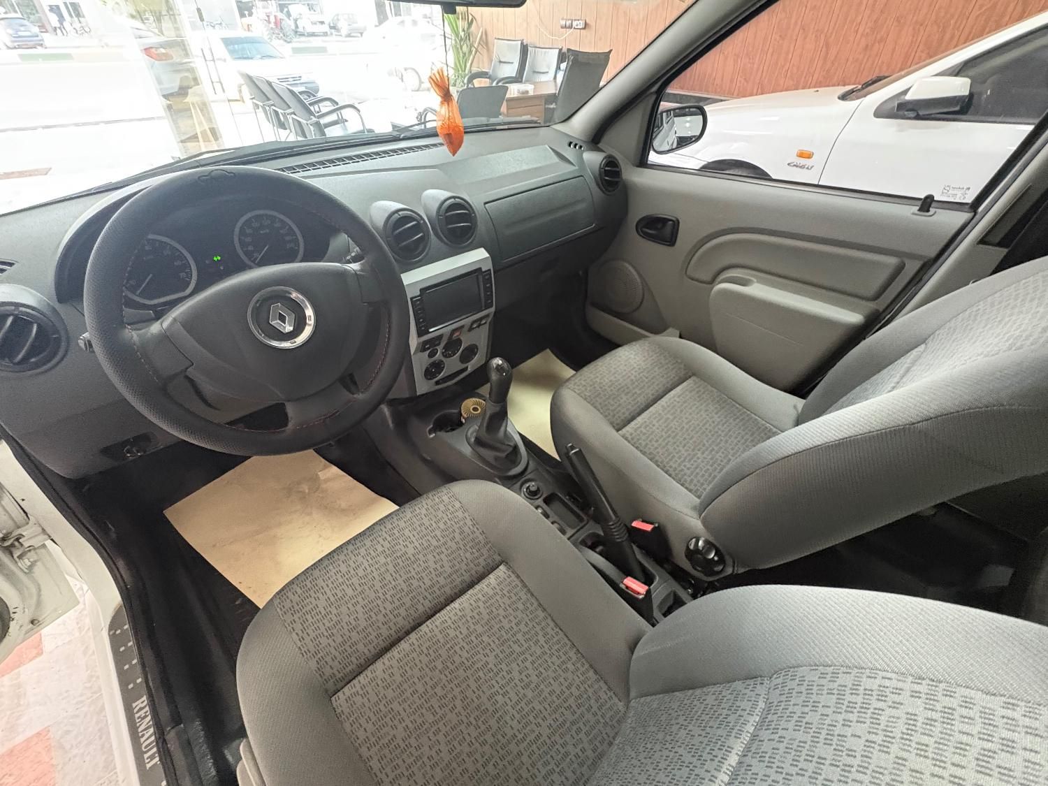 خودرو رنو، تندر 90 آگهی ann_18397515