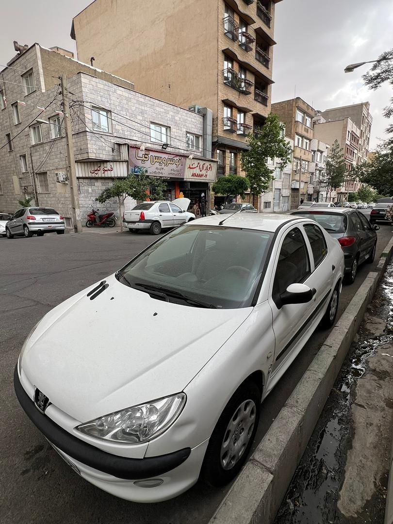 خودرو پژو، ۲۰۶ صندوق دار آگهی ann_18397652