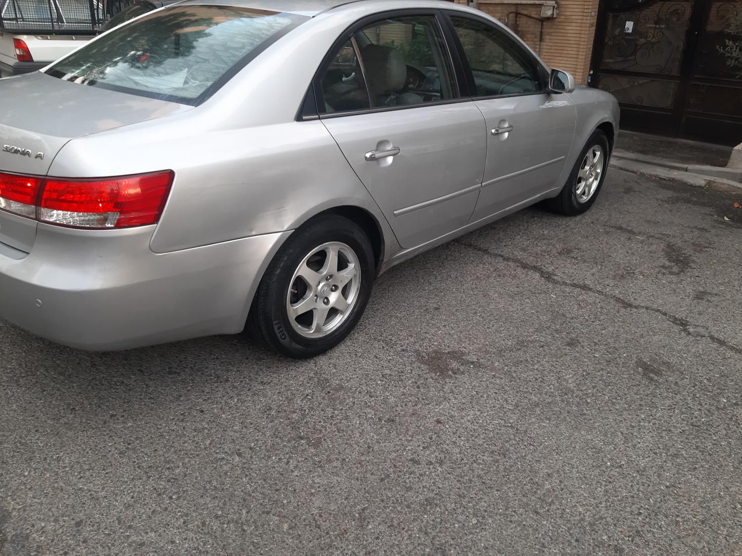 هیوندای سوناتا اتوماتیک NF 2400 - 2006
