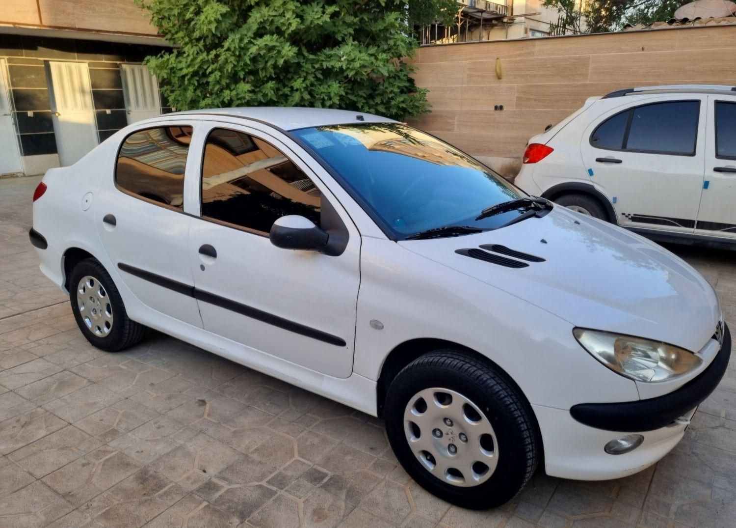 پژو ۲۰۶ صندوق دار v8 - 1399