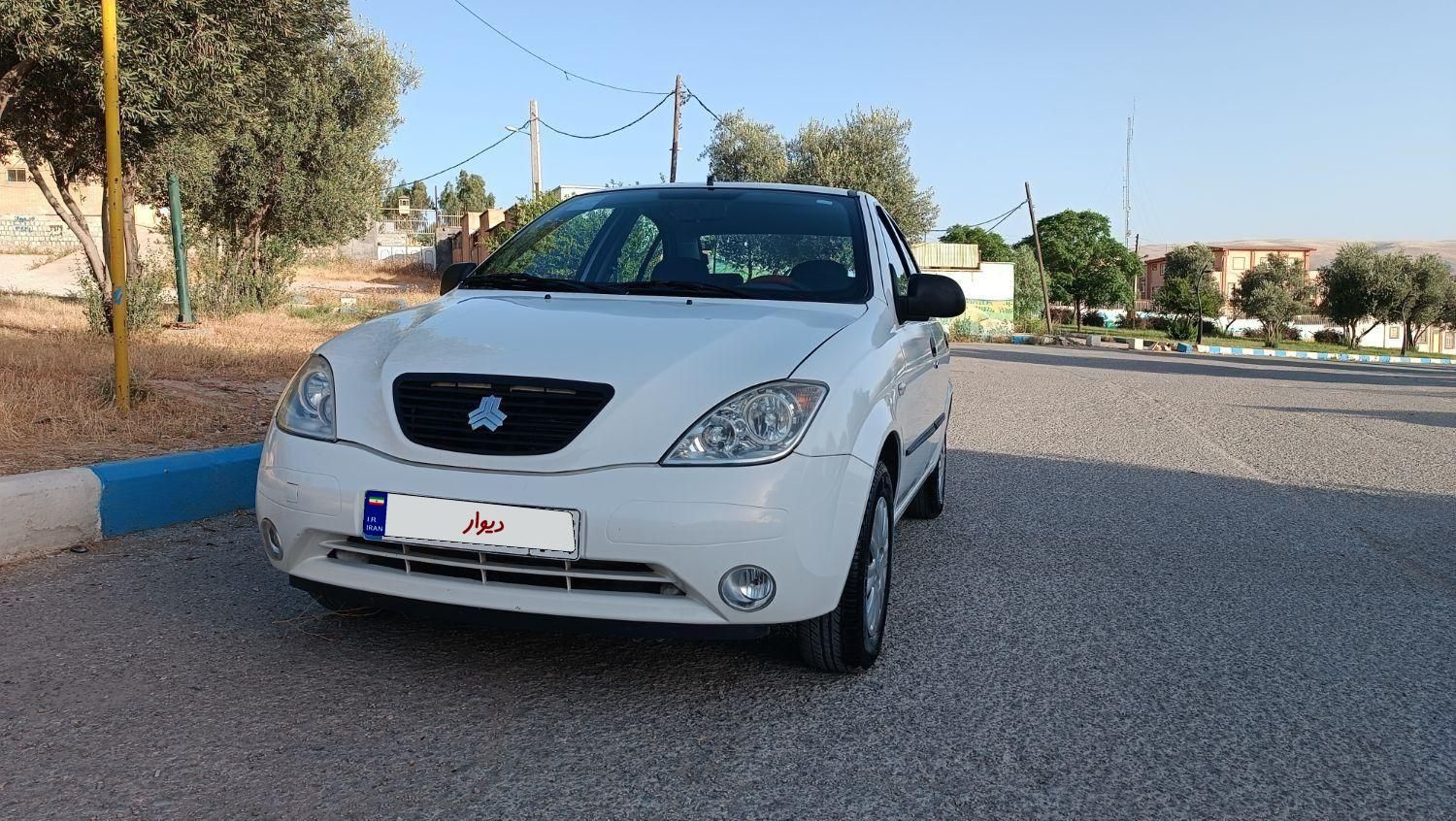 تیبا صندوق دار SX - 1399