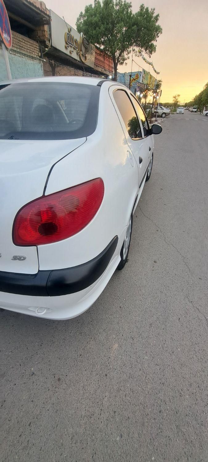 پژو ۲۰۶ صندوق دار v8 - 1397