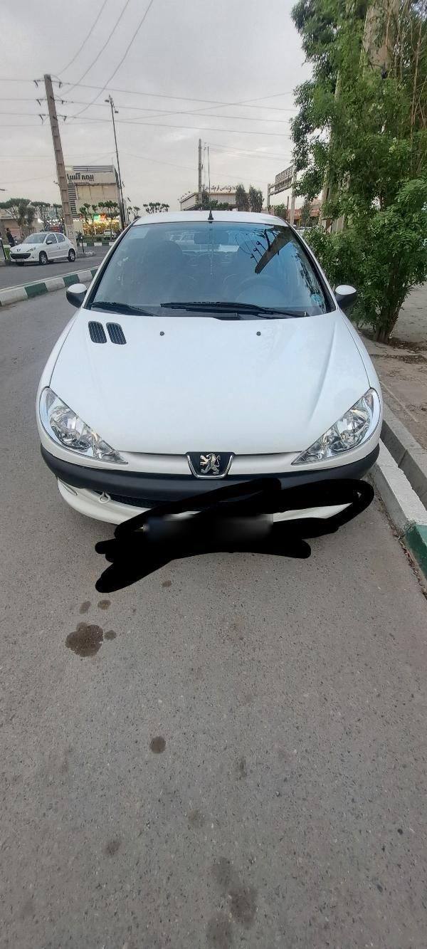 پژو ۲۰۶ صندوق دار v8 - 1397