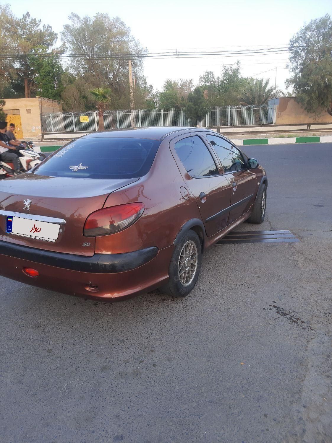 پژو ۲۰۶ صندوق دار v1 - 1386