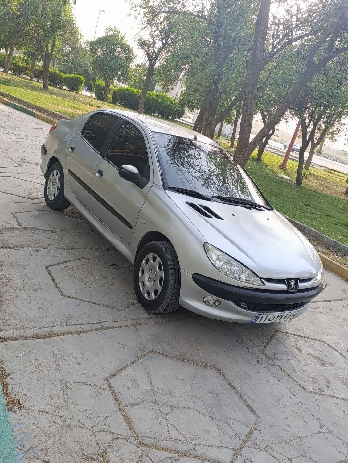 پژو ۲۰۶ صندوق دار v8 - 1386