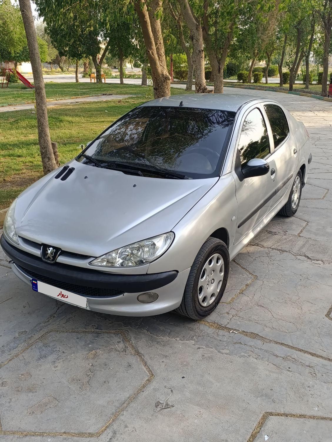 پژو ۲۰۶ صندوق دار v8 - 1386