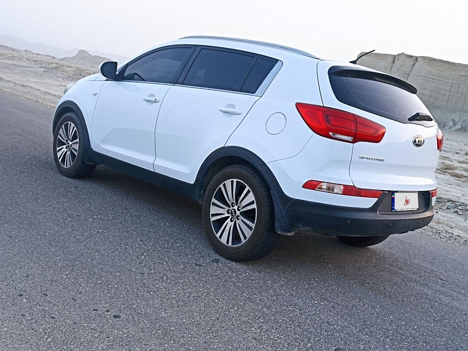 کیا اسپورتیج 4 سیلندر 2400cc - 2015