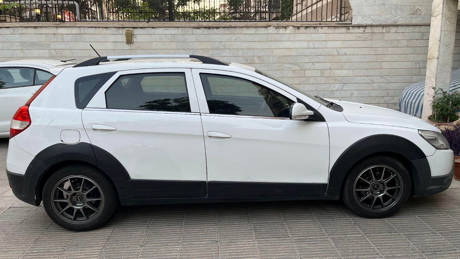 دانگ فنگ H30 کراس اتوماتیک - 1397