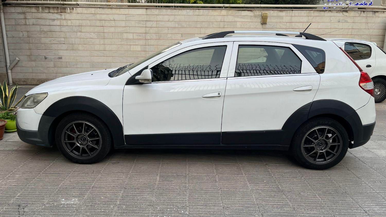 دانگ فنگ H30 کراس اتوماتیک - 1397