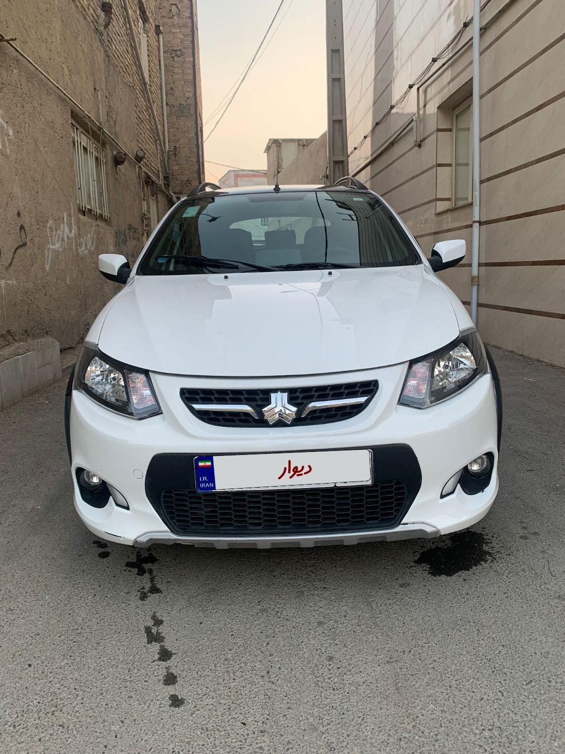 خودرو کوییک، R آگهی ann_18398592
