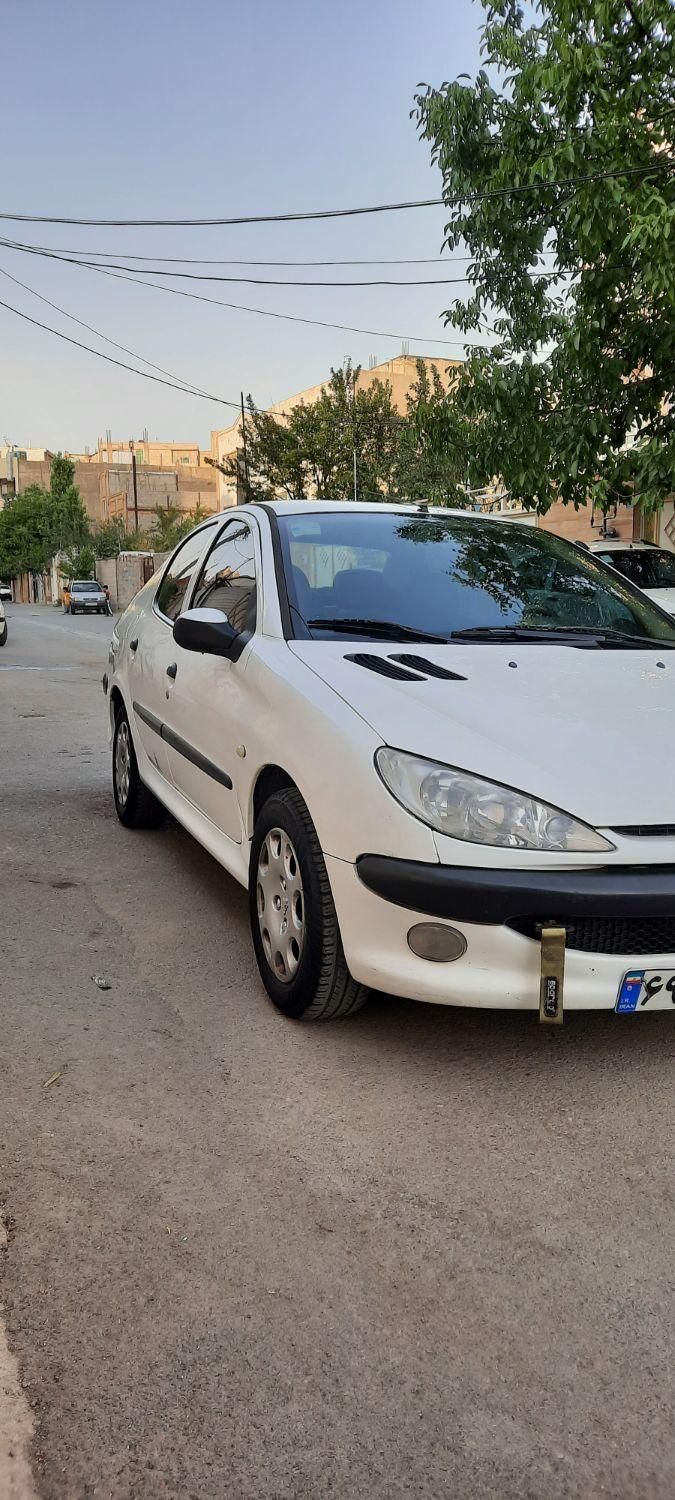 پژو ۲۰۶ صندوق دار v8 - 1393