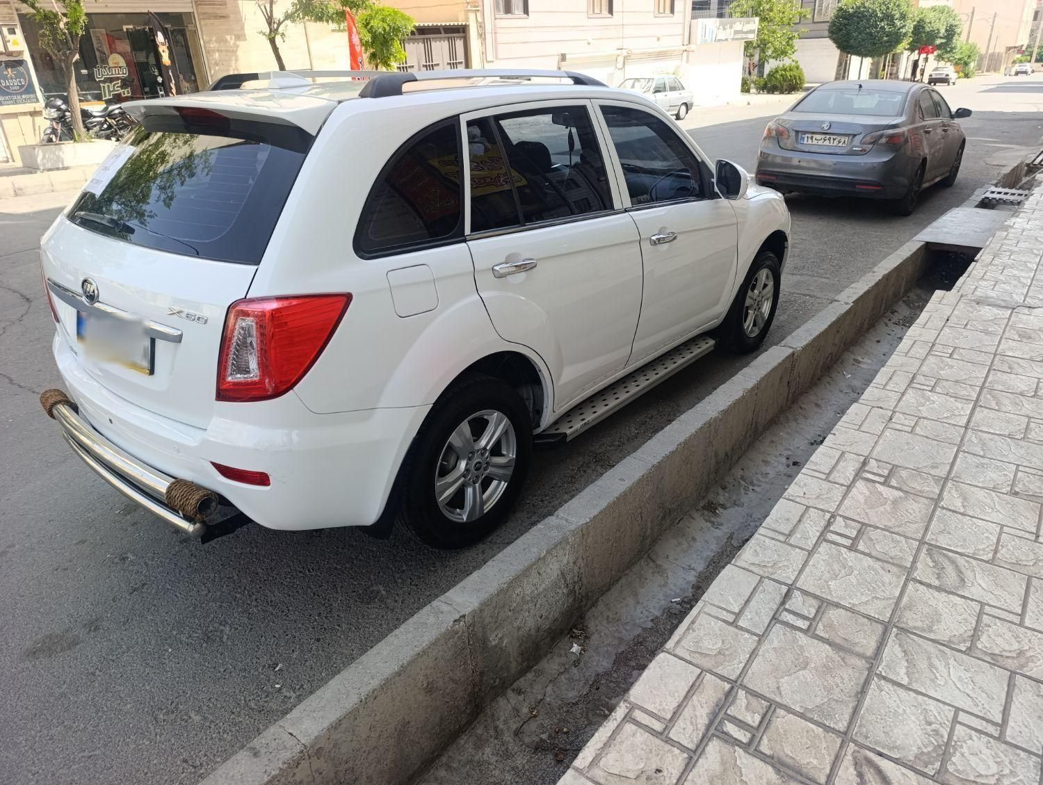 لیفان X60 دنده‌ای - 2014