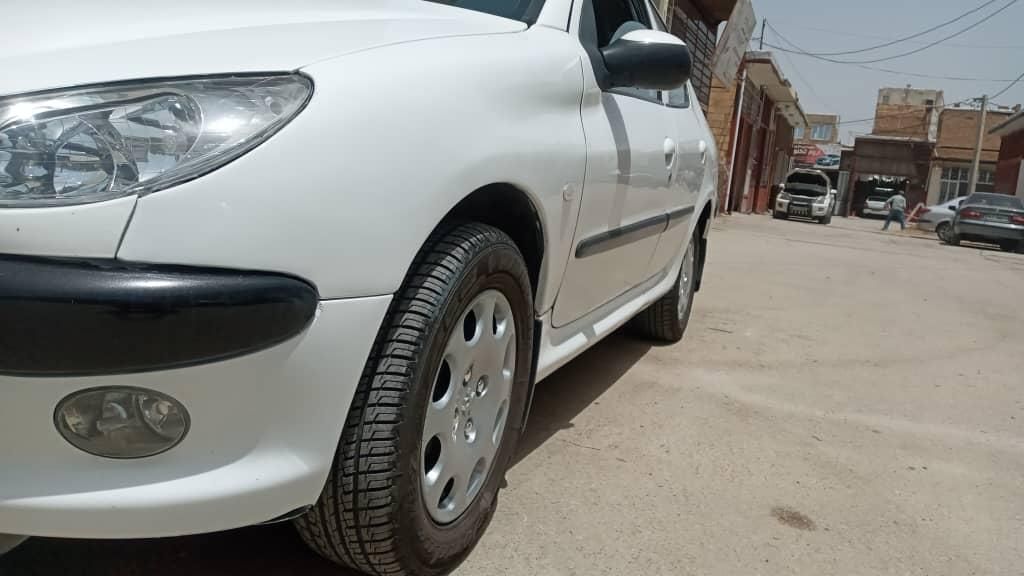 پژو ۲۰۶ صندوق دار v8 - 1395