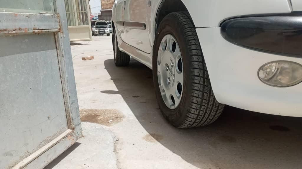 پژو ۲۰۶ صندوق دار v8 - 1395