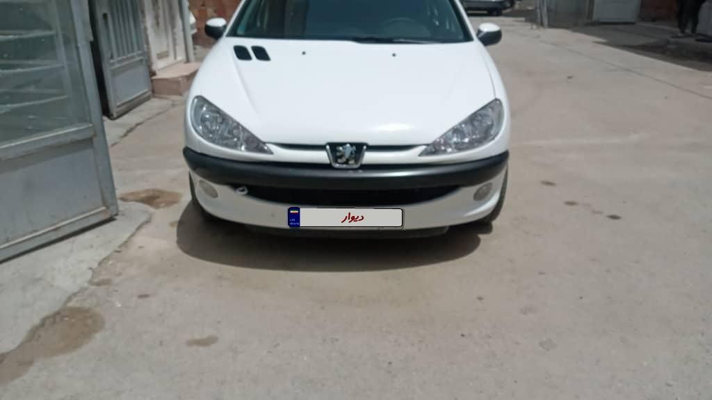 پژو ۲۰۶ صندوق دار v8 - 1395