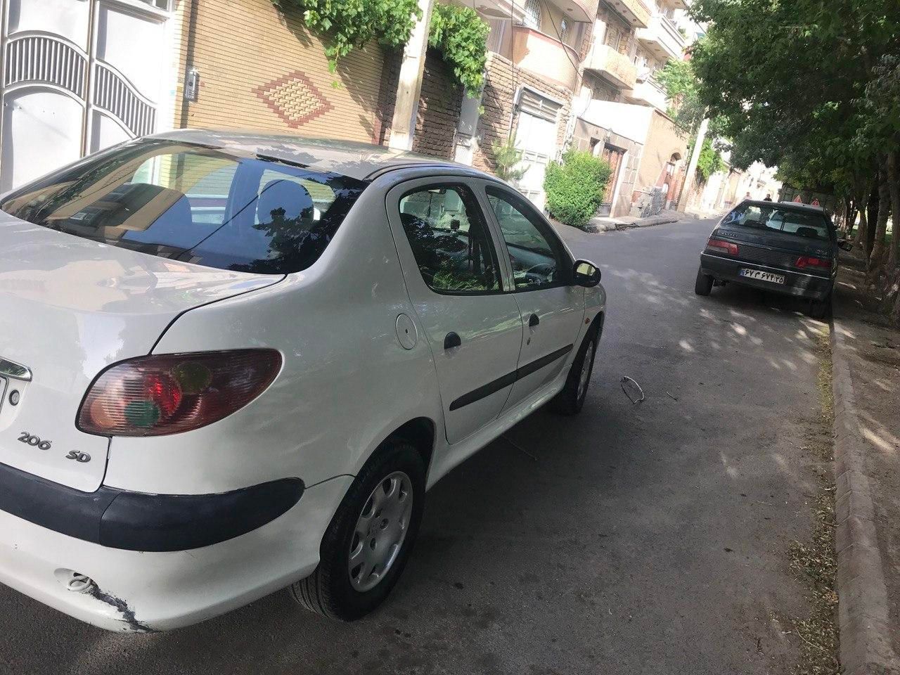 پژو ۲۰۶ صندوق دار v1 - 1388