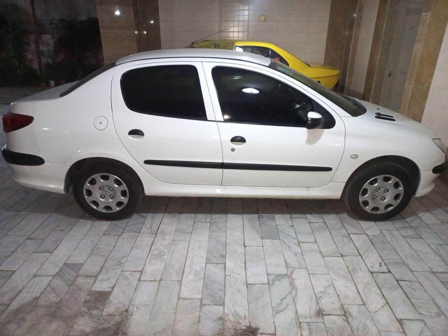 پژو ۲۰۶ صندوق دار v8 - 1398