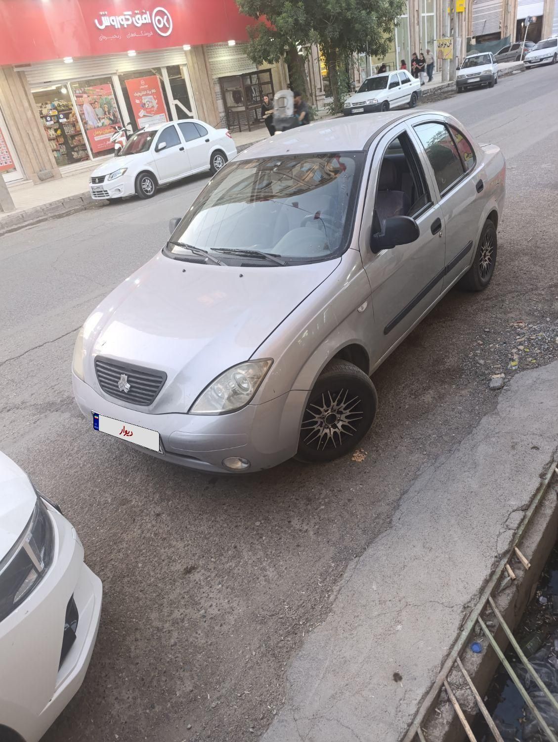 تیبا صندوق دار EX - 1394