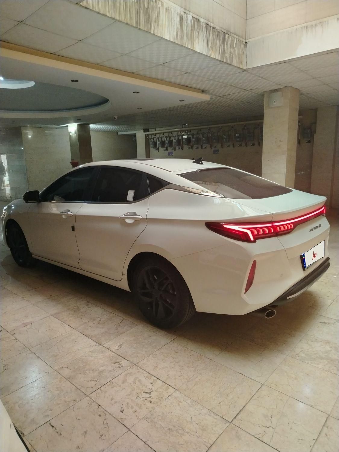 کی ام سی J7 اتوماتیک - 2024