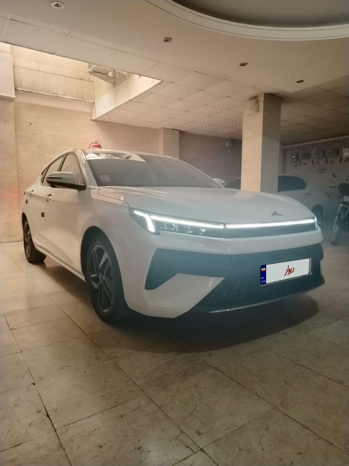 کی ام سی J7 اتوماتیک - 2024