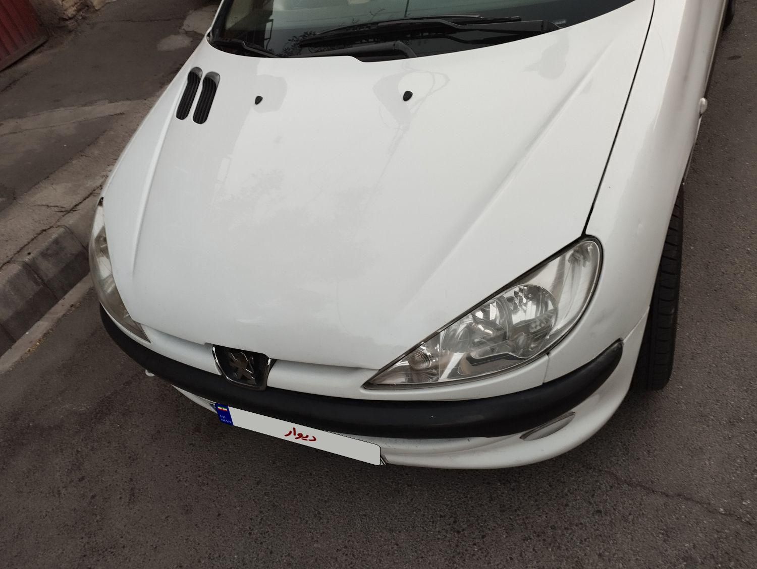 پژو ۲۰۶ صندوق دار v8 - 1390