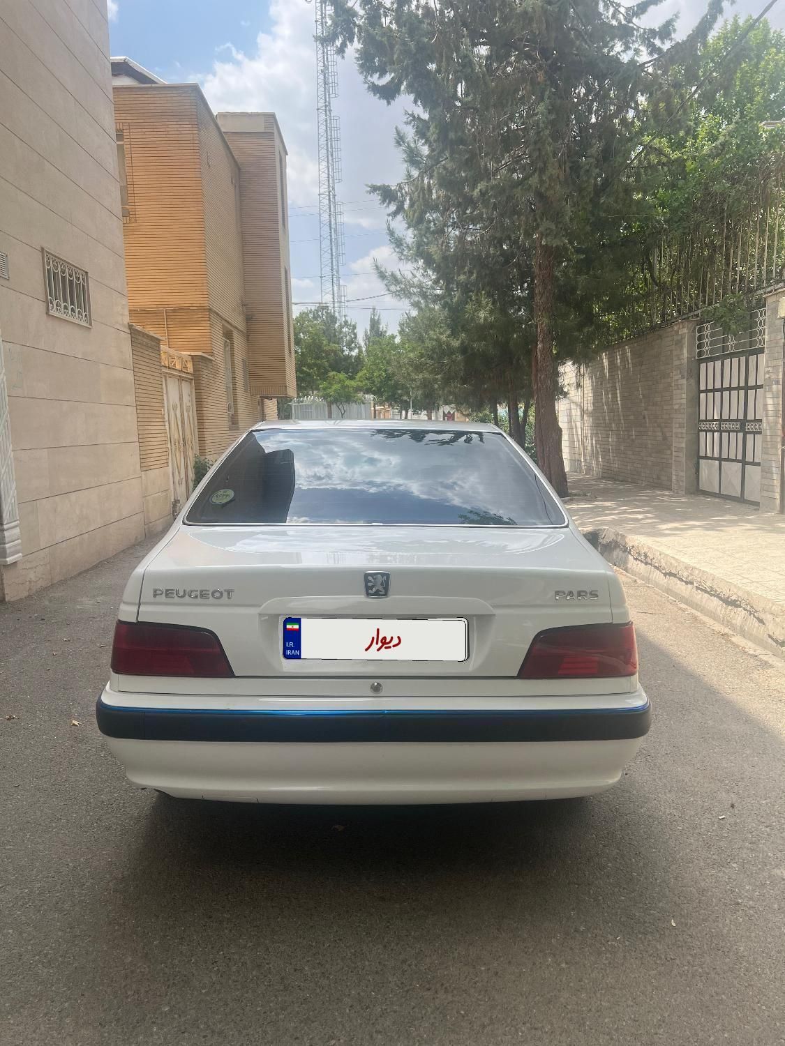 پژو پارس XU7P - 1402