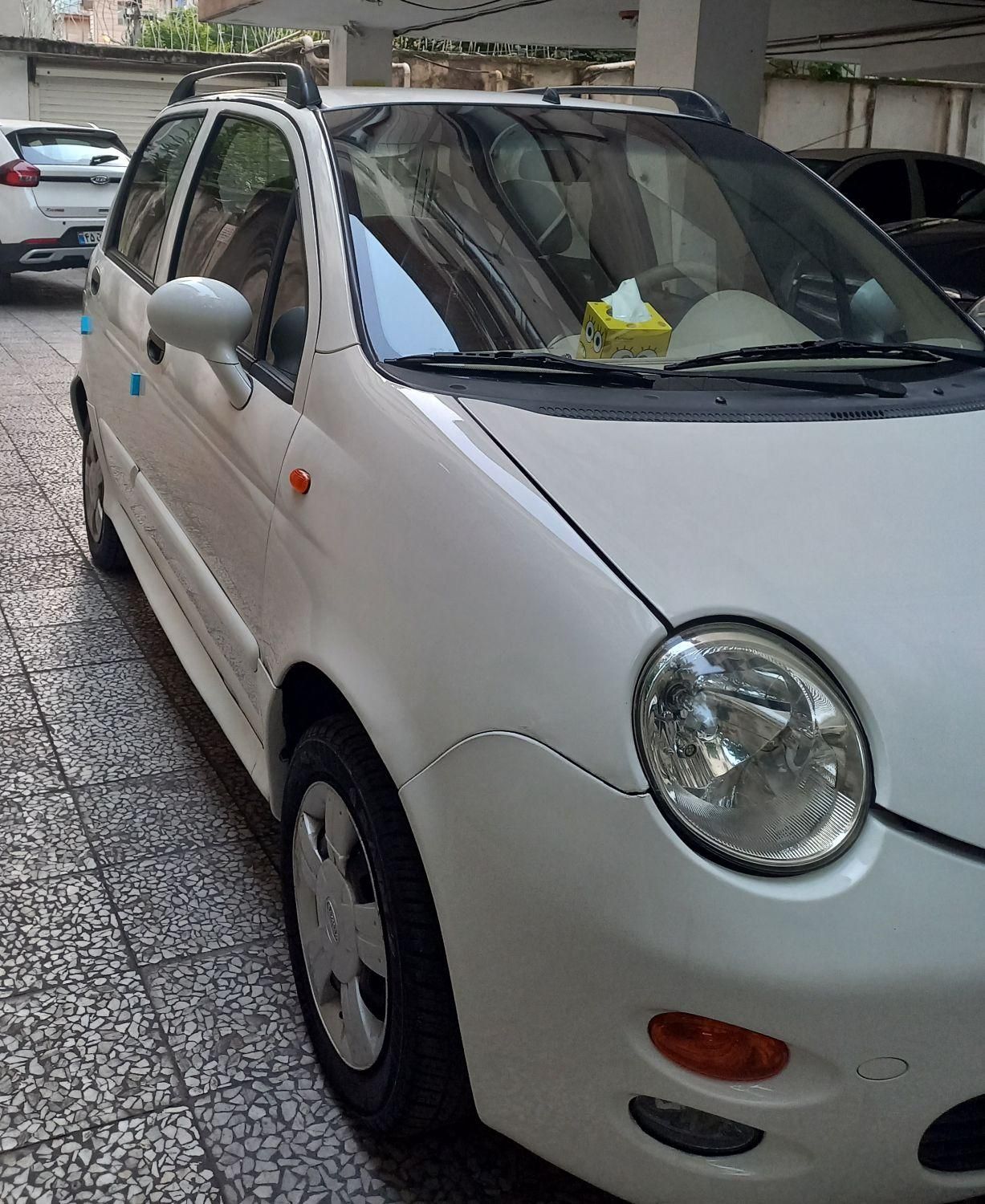 ام وی ام 110 چهار سیلندر دنده ای - 2012