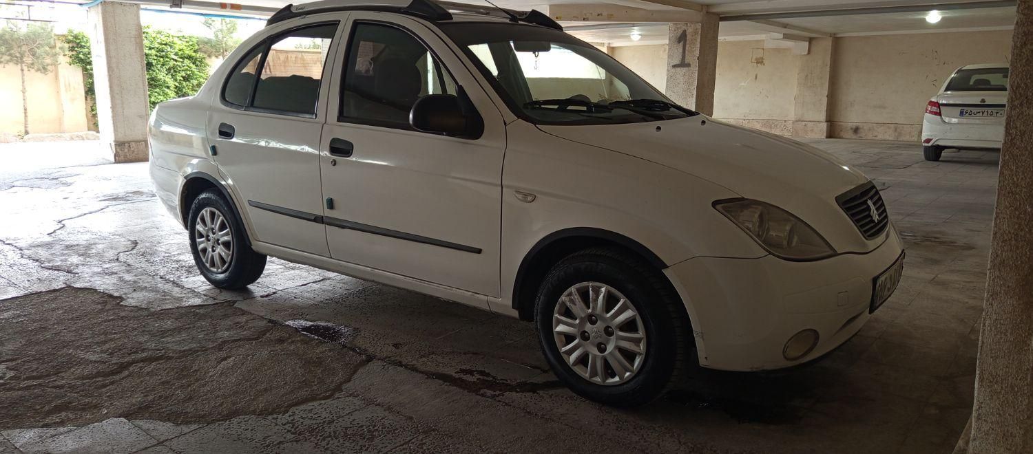 تیبا صندوق دار EX - 1395
