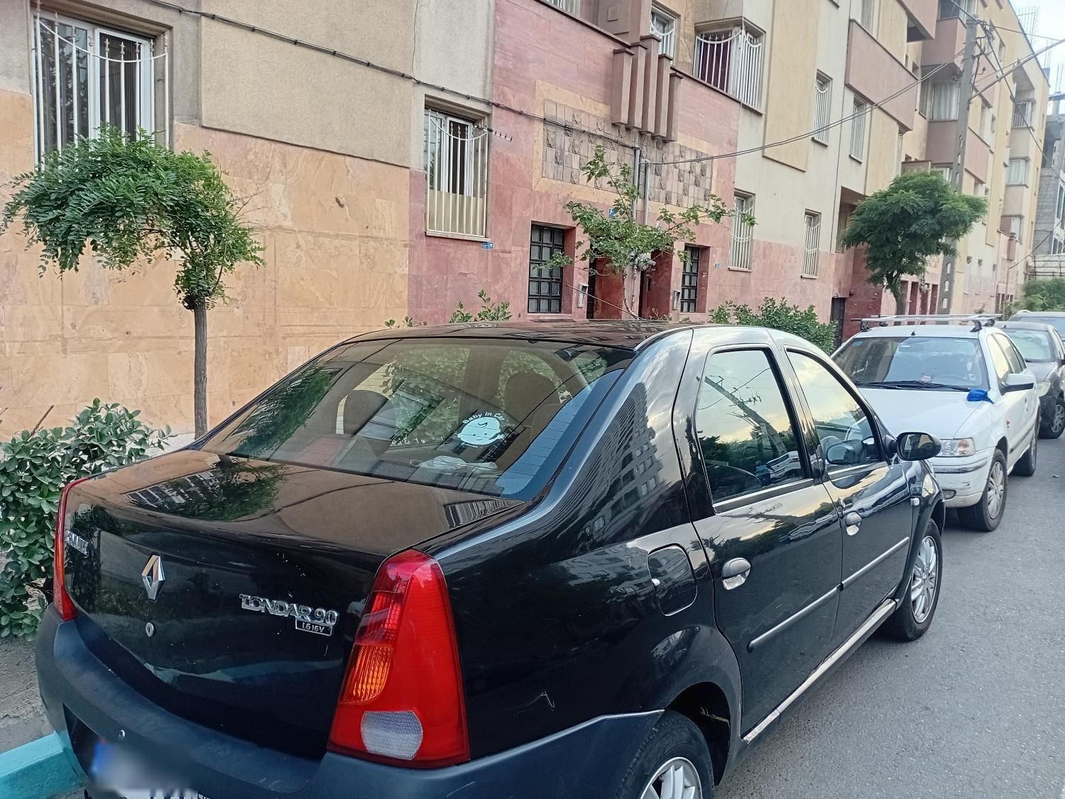خودرو رنو، تندر 90 آگهی ann_18401232