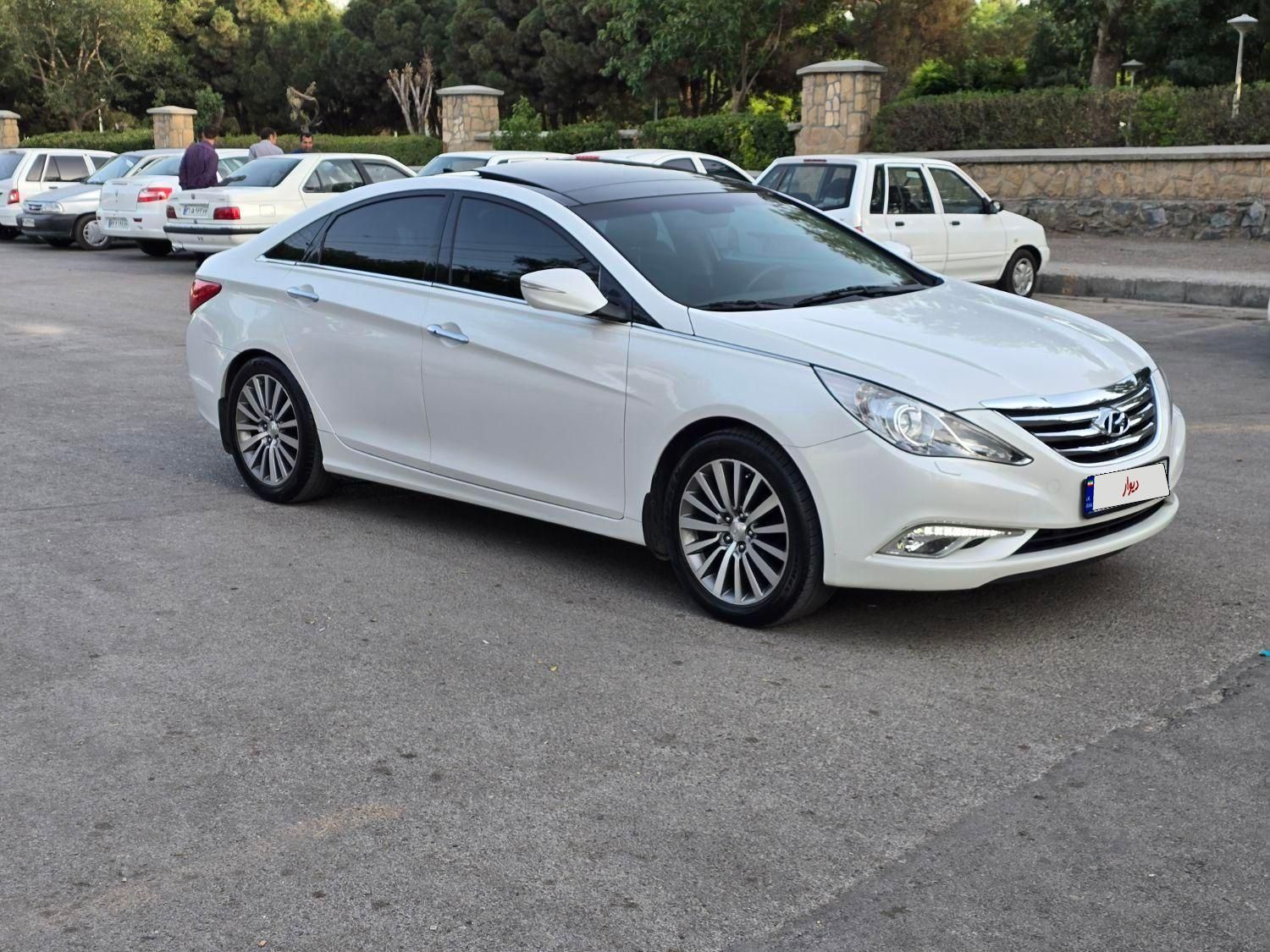 هیوندای سوناتا فول YF - 2014