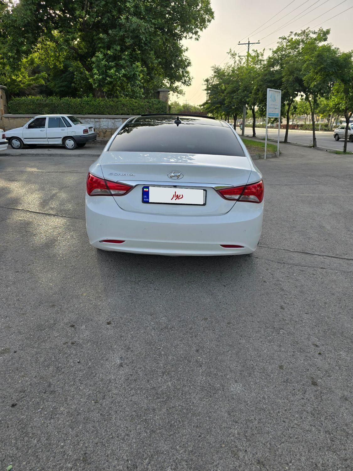 هیوندای سوناتا فول YF - 2014