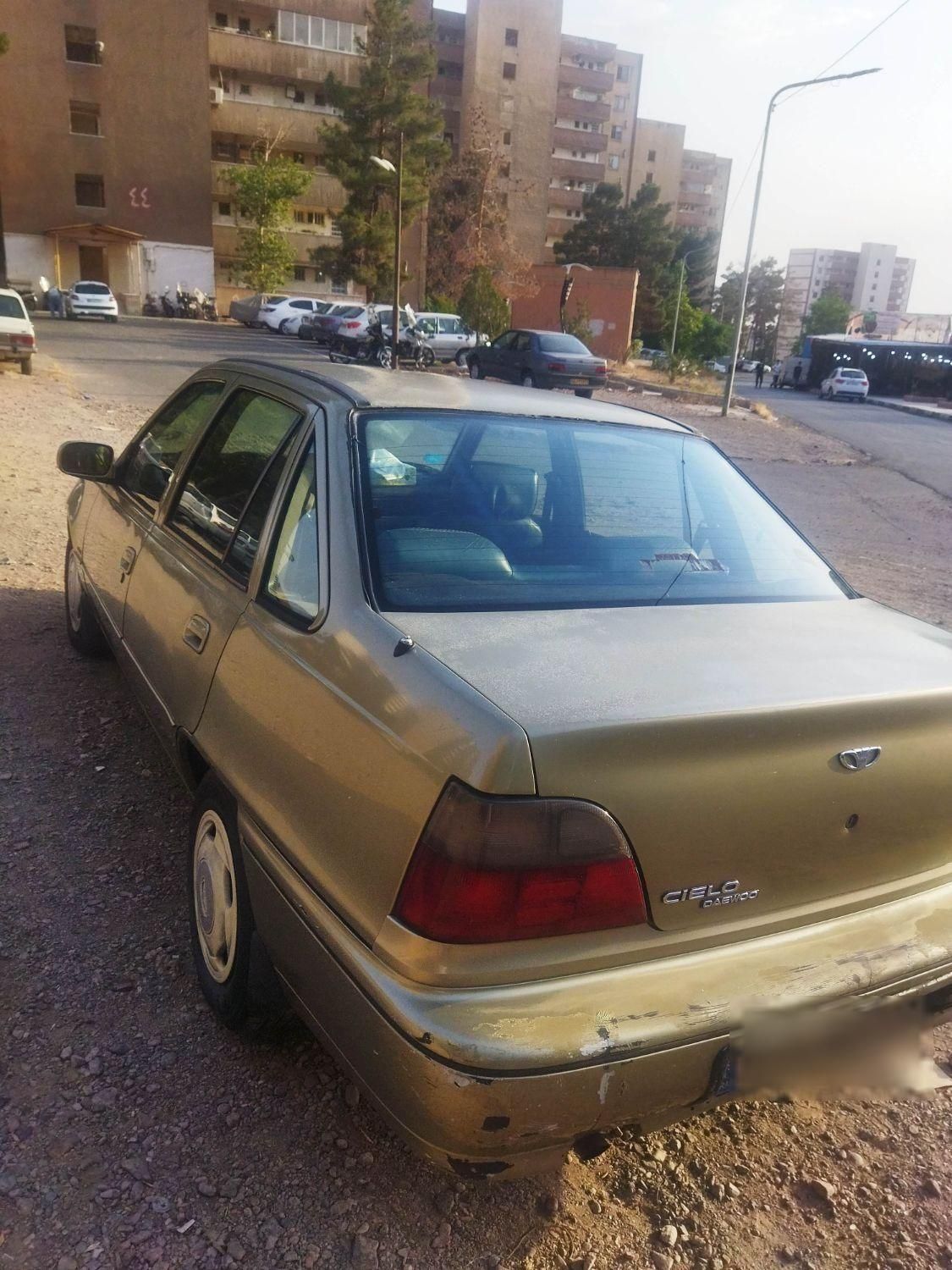 دوو سیلو سدان - 2001