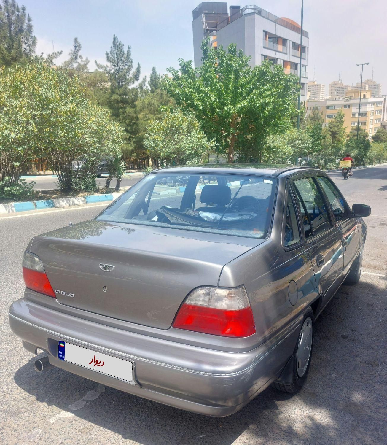 دوو سیلو سدان - 2001