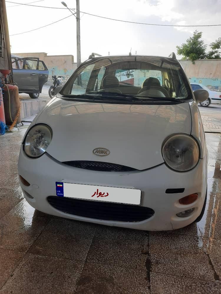 ام وی ام 110 چهار سیلندر دنده ای - 2012
