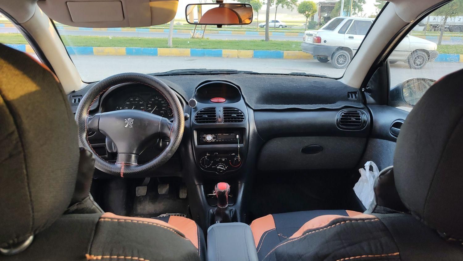 پژو ۲۰۶ صندوق دار v20 - 1386