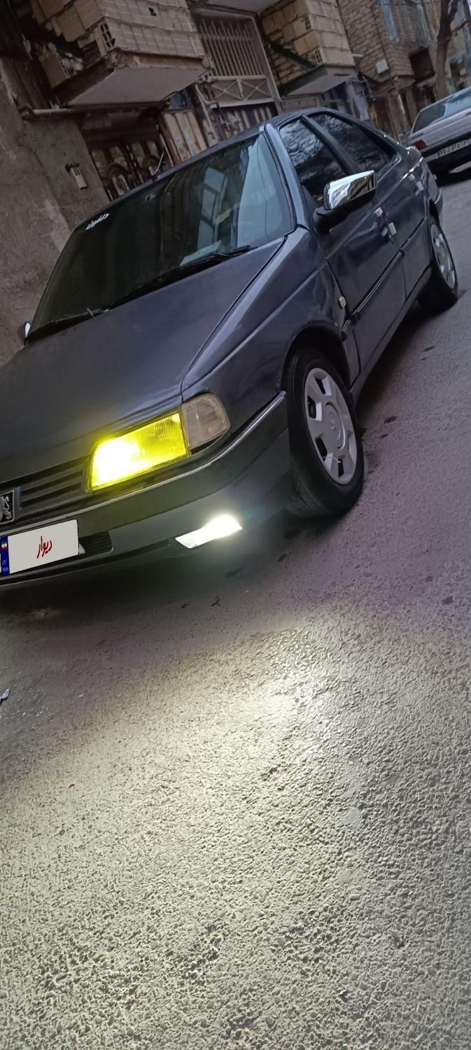 پژو 405 GLX - 1381