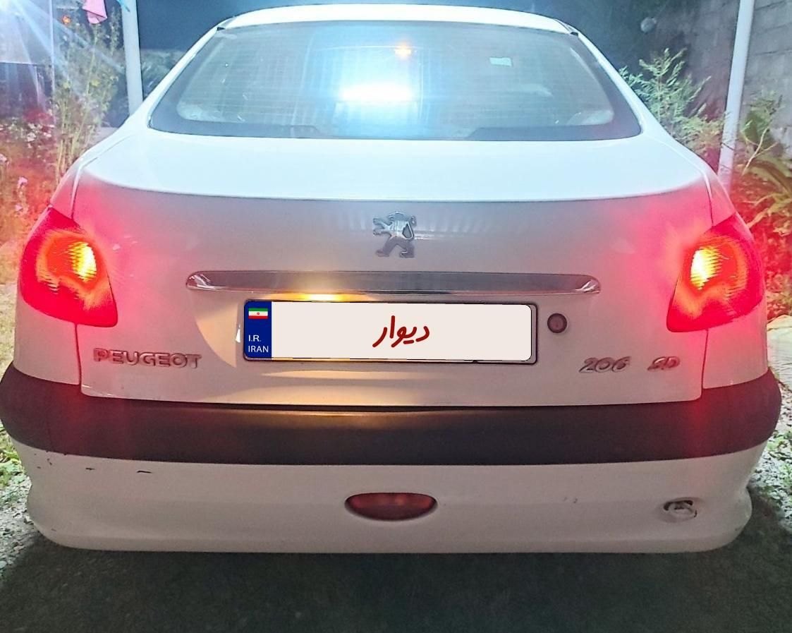 پژو ۲۰۶ صندوق دار v8 - 1394