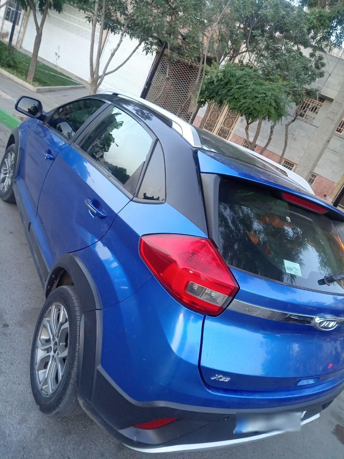 خودرو ام وی ام، X22 آگهی ann_18403724