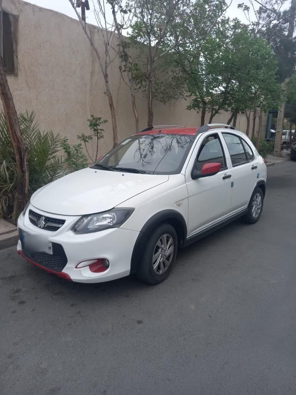 خودرو کوییک، R آگهی ann_18403922