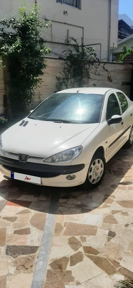 پژو ۲۰۶ صندوق دار v8 - 1393