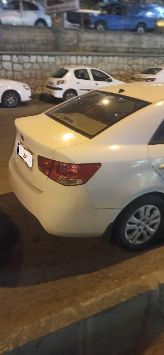 خودرو کیا، سراتو مونتاژ آگهی ann_18404218
